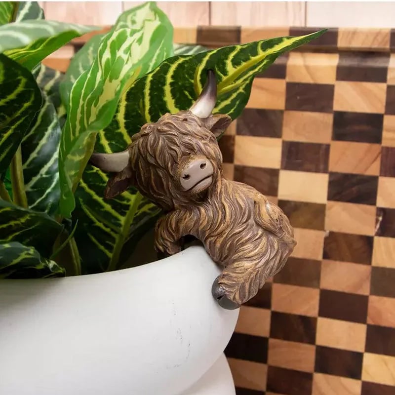 🐂Handcrafted Highland Cow Decoration✨Cute Farm Friend • Versatile Decor • Perfect Car & Desk Companion